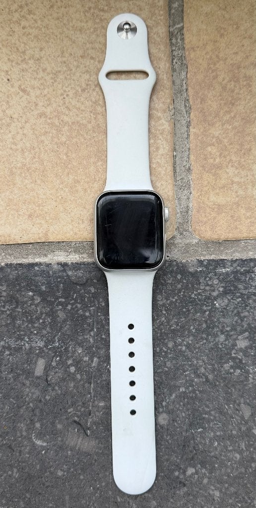 Apple Watch Series 5 40 mm grijs, Handtassen en Accessoires, Gebruikt, Apple Watch, IOS, Ophalen of Verzenden