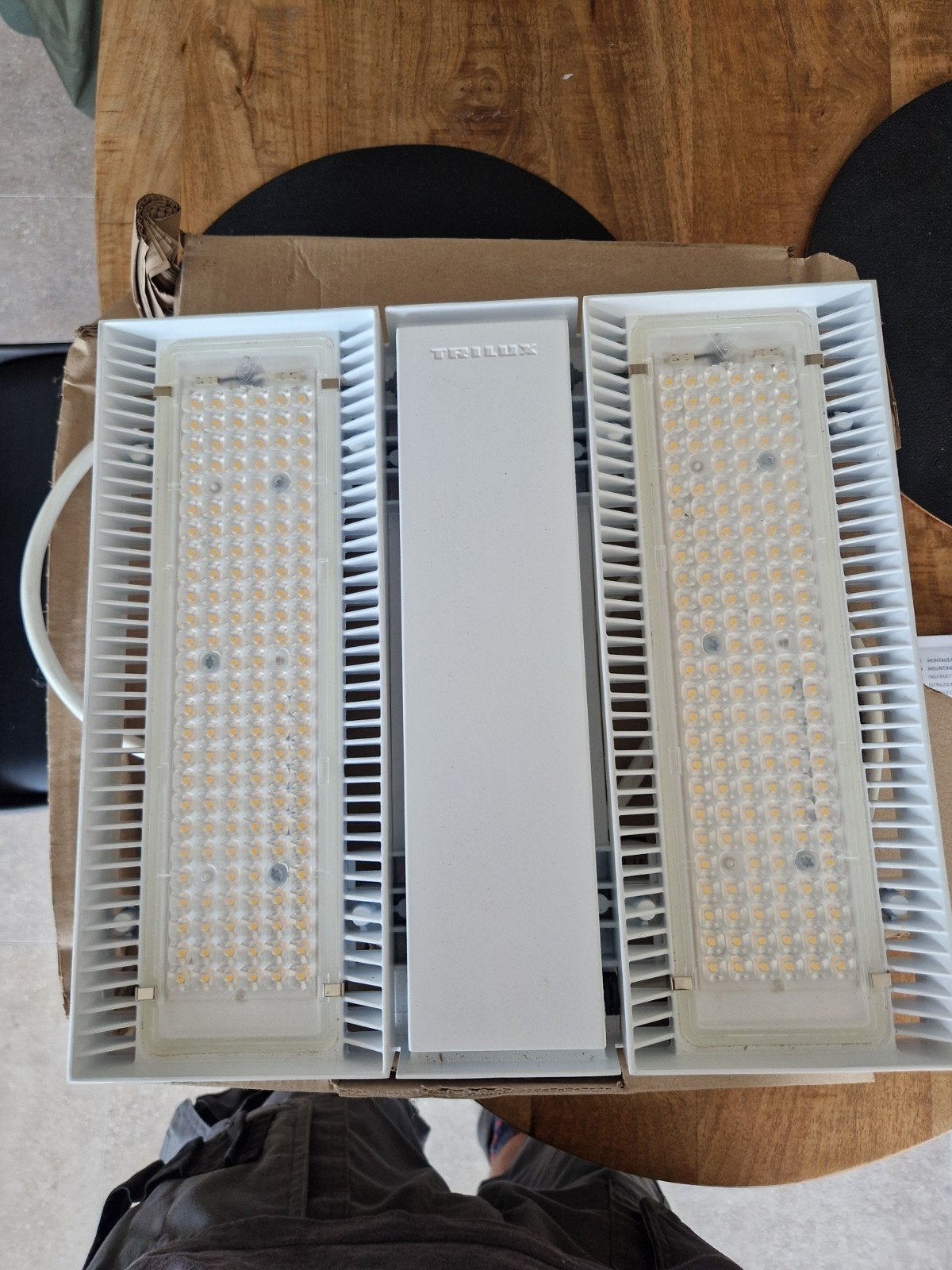 NIEUW 3x TRILUX Mirona Fit LED 17.000 lm – 101W – profession, Ophalen, Nieuw, 50 tot 200 watt, Lamp met armatuur