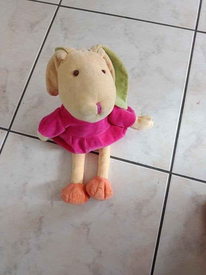 knuffel caramella konijn (doos mei 2026), Kinderen en Baby's, Speelgoed | Knuffels en Pluche, Ophalen of Verzenden, Zo goed als nieuw