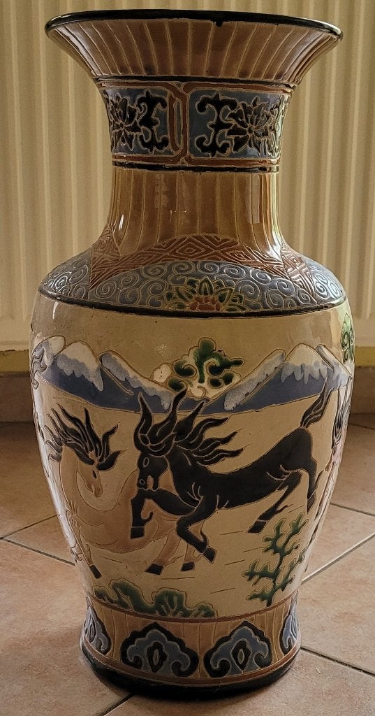 Vase chinois motif chevaux, Enlèvement
