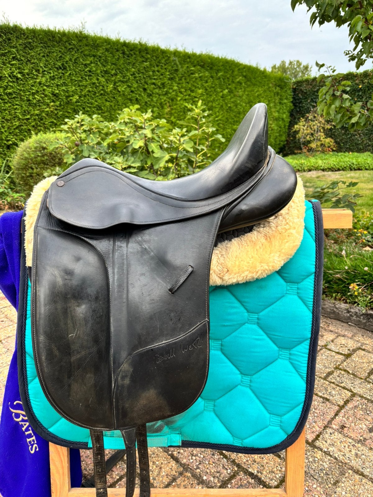Dressuurzadel Bates, Dieren en Toebehoren, Ophalen, Bates
