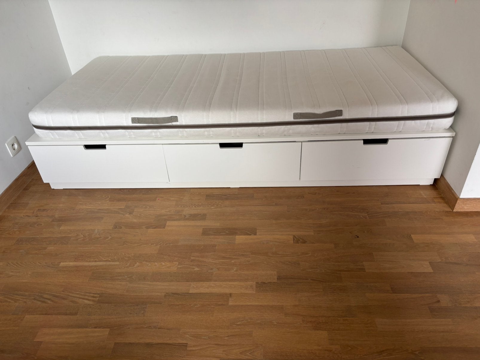 Bed Nordli met opberglades 90x200. Met matras., Maison & Meubles, Enlèvement, Utilisé