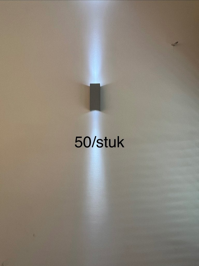 Verlichting, Ophalen, Zo goed als nieuw