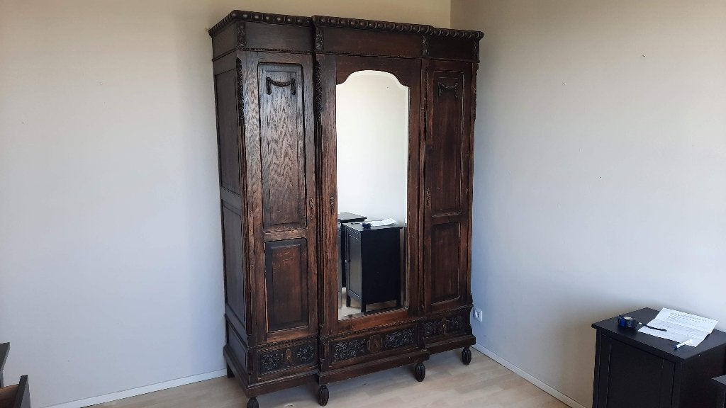 kleerkast, Ophalen