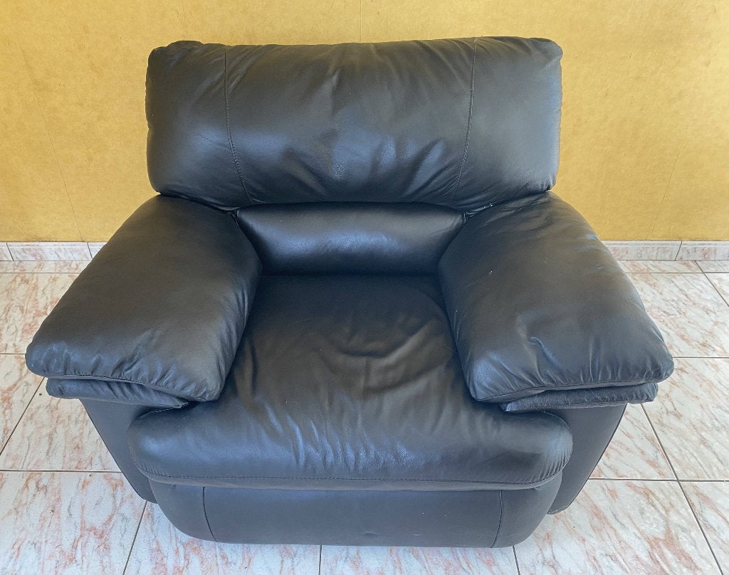 Comfortabele zwarte zetel 1-zit, Huis en Inrichting, Ophalen, Eenpersoons, 100 tot 125 cm, Klassiek