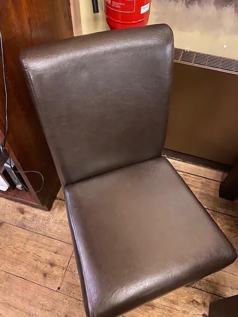 90 stoelen, Ophalen, Gebruikt, Bruin, Overige materialen