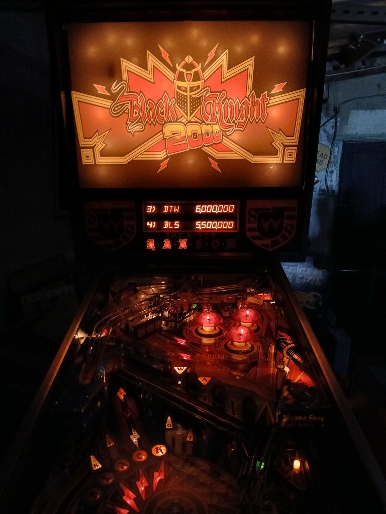 Black Knight 2000 wordt gerepareerd, Verzamelen, Automaten | Flipperkasten, Gebruikt, Elektronisch, Flipperkast, Williams, Ophalen