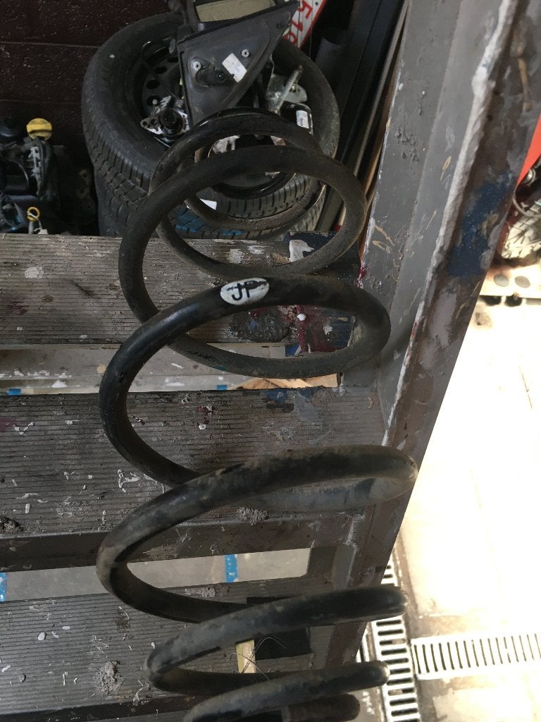RESSORT DE SUSPENSION ARRIERE OPEL ASTRA G, Ophalen, Gebruikt, RUE BRIGADE PIRON 307, Garage_bila@yahoo.fr