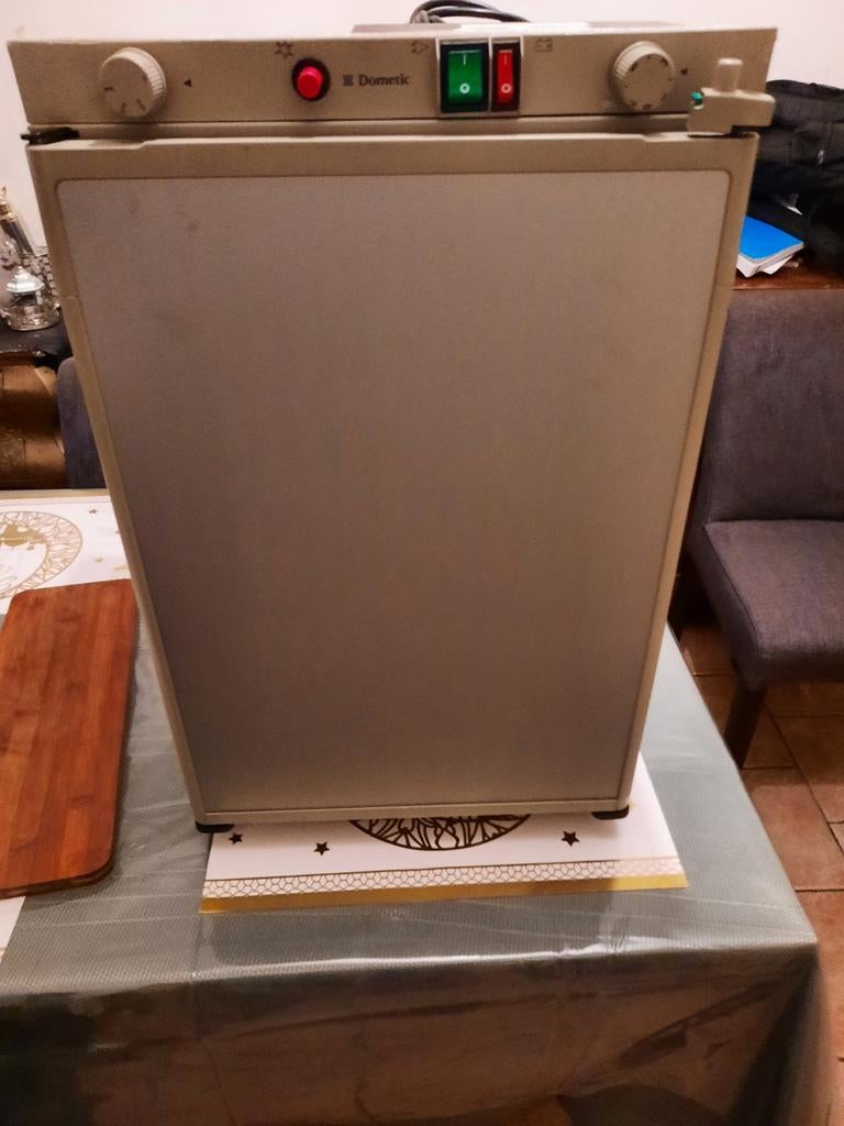 Electrolux RM4180 camper boot koelkast op gas 12v 220v, Enlèvement ou Envoi