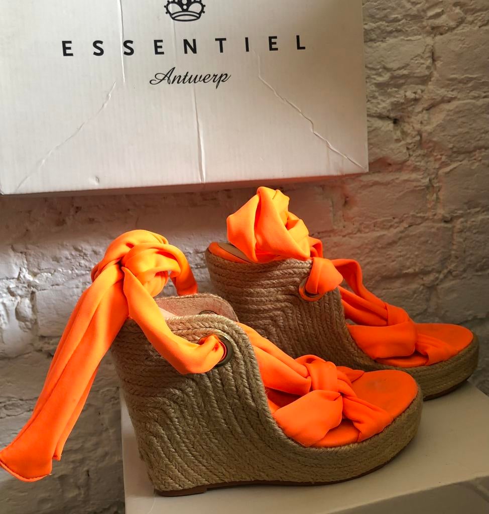 Espadrille-sleehakken essentiel/36, Chaussures à haut talons, Comme neuf, Enlèvement, Orange
