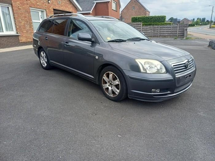 toyota avensis 2.0D  eerst lezen aub!!, Auto's, Avensis, Diesel, Particulier, Euro 4