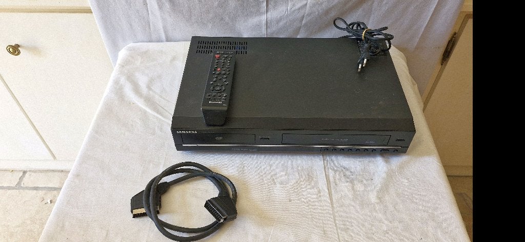 Samsung DVSD-V6 700 handset: videorecorder/dvd/cd-speler, Audio, Tv en Foto, DVD spelers, Gebruikt, Dvd-speler, Samsung, Verzenden