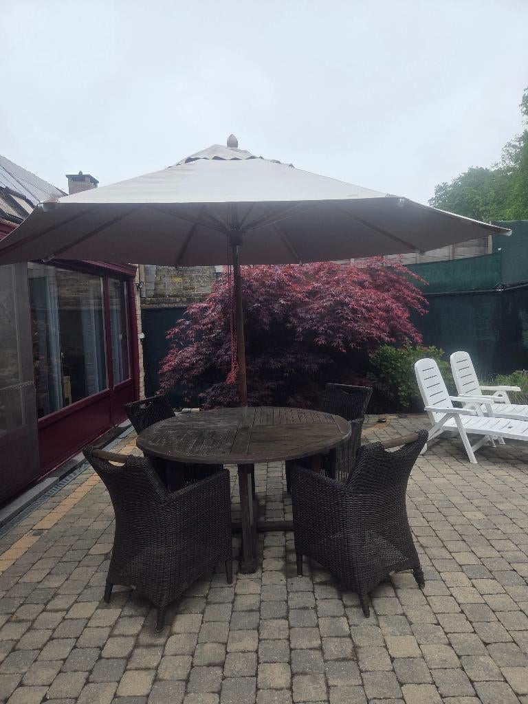 Tuintafel met paraplu, Ophalen, Gebruikt, Rond, Teakhout