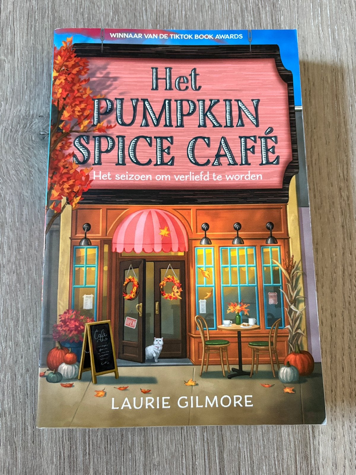 Laurie Gilmore - Le café aux épices à la citrouille, Enlèvement ou Envoi, Laurie Gilmore