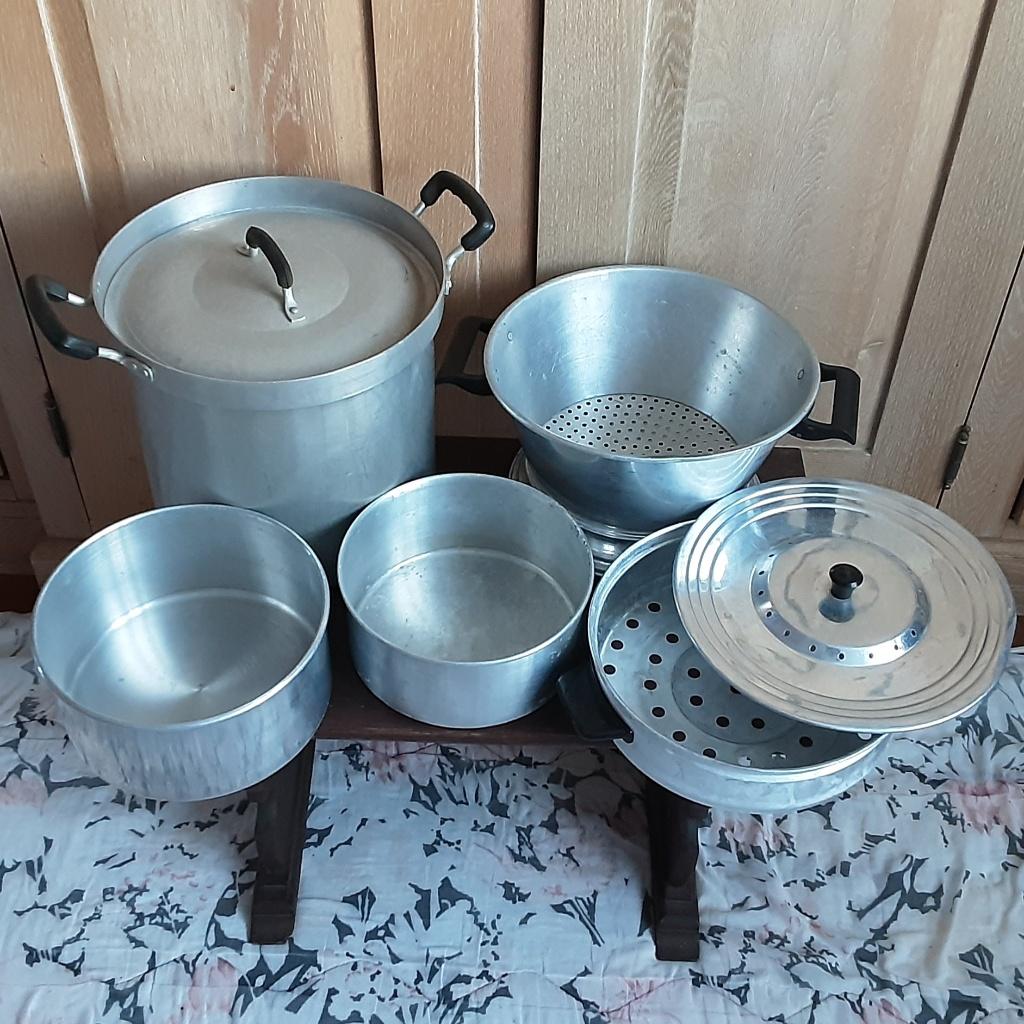 Set vintage aluminium keukenpotten, Prijs voor alles, Maison & Meubles, Cuisine | Casseroles & Poêles, Utilisé, Aluminium, Enlèvement ou Envoi