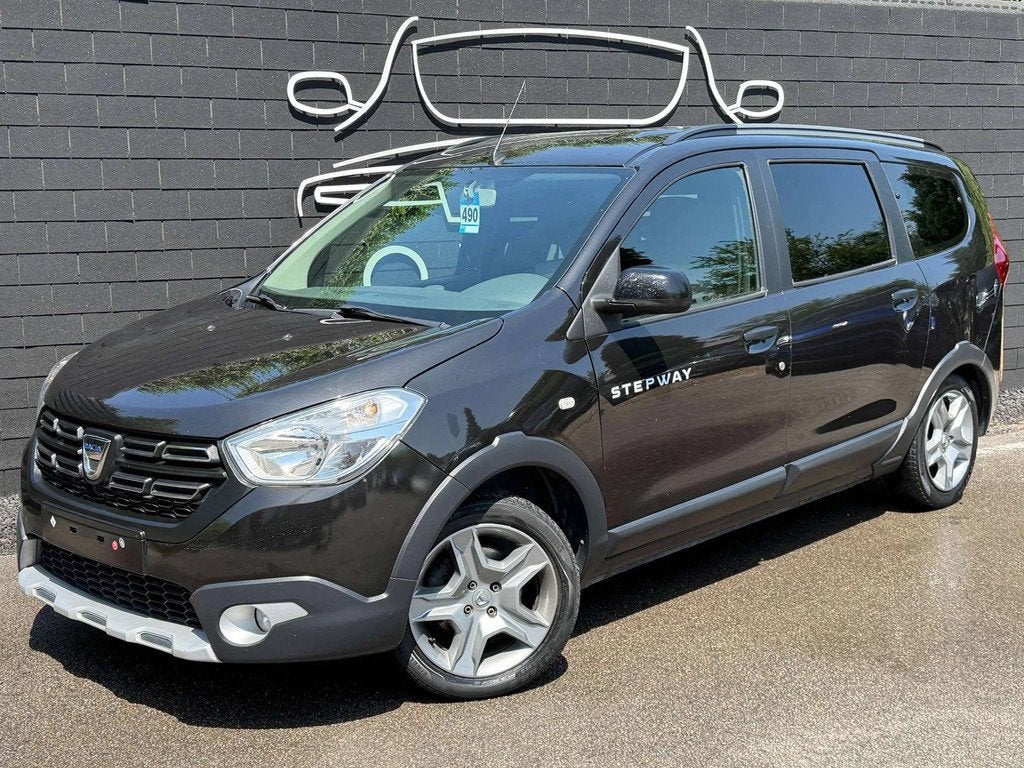 Dacia Lodgy Stepway 1.3+7 PLACES+NAVI+CAMERA+AIRCO+CARNET+EU, Auto's, Dacia, Bedrijf, Te koop, Lodgy, ABS, Airconditioning, Automatische klimaatregeling