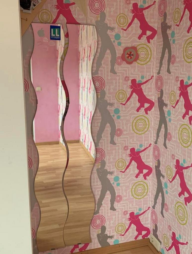 2 lange spiegels ikea - gratis ophalen Slijpe, Antiek en Kunst, Ophalen