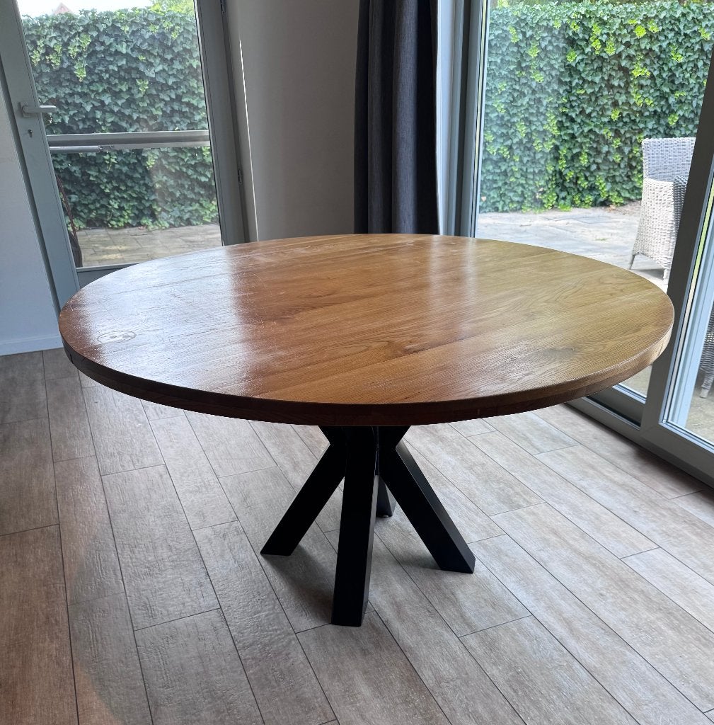 Grote ronde eettafel met houten blad en smeedijzeren poten, Maison & Meubles, Tables | Tables à manger, Enlèvement