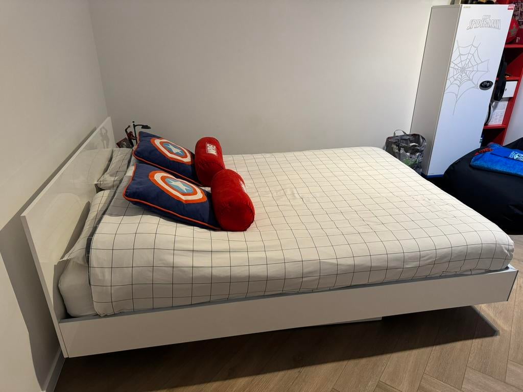 Bed hoogglas wit 140, Huis en Inrichting, Ophalen, Zo goed als nieuw, Wit, Hout