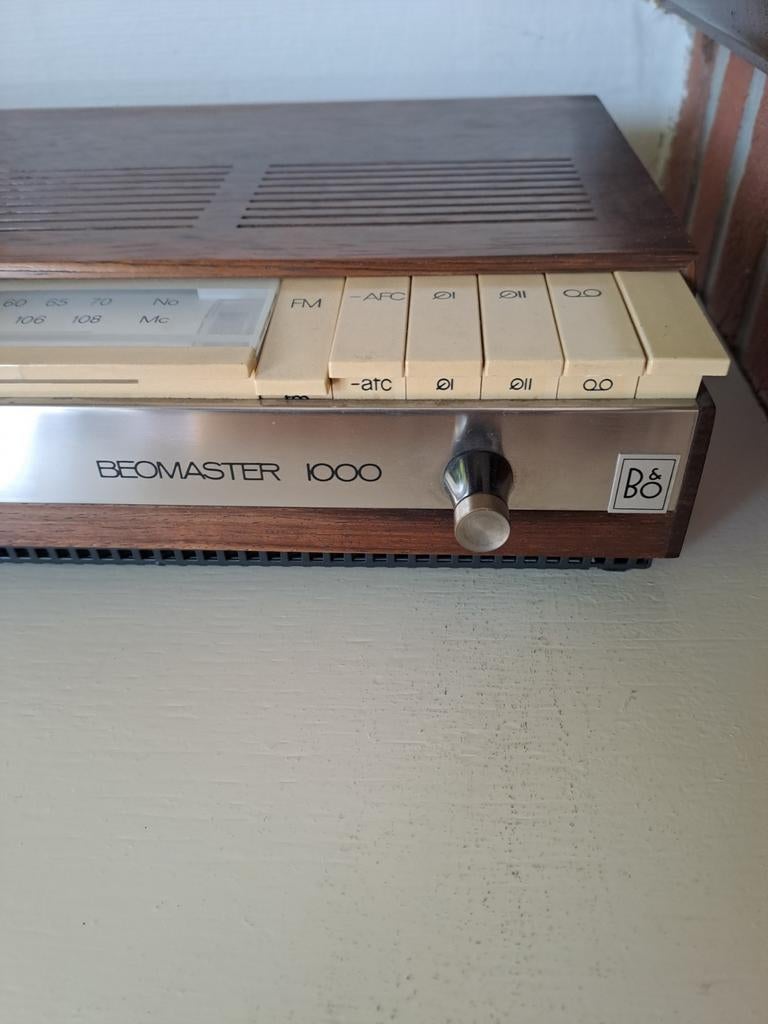 Bang en Olufsen Beomaster 1000, Ophalen