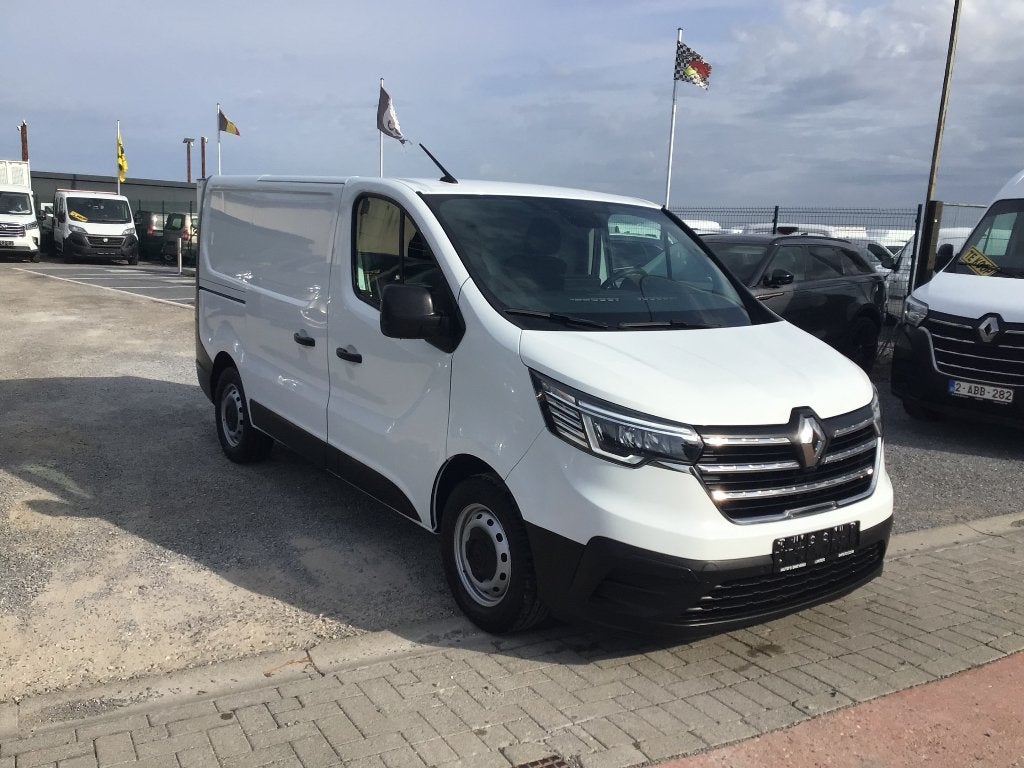 renault trafic 150pk automaat 2024 56000km full/option, Autos, Euro 6, Entreprise, 3 places, Renault