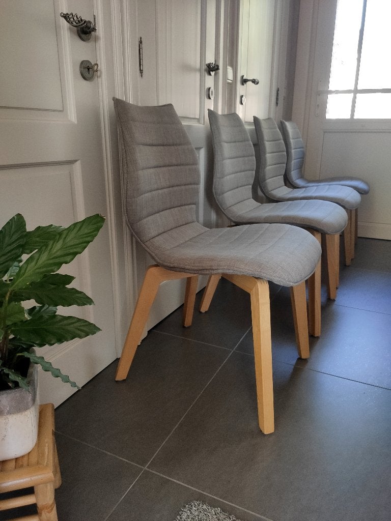 Stoelen in Scandinavisch geïnspireerde stijl, Ophalen, Zo goed als nieuw