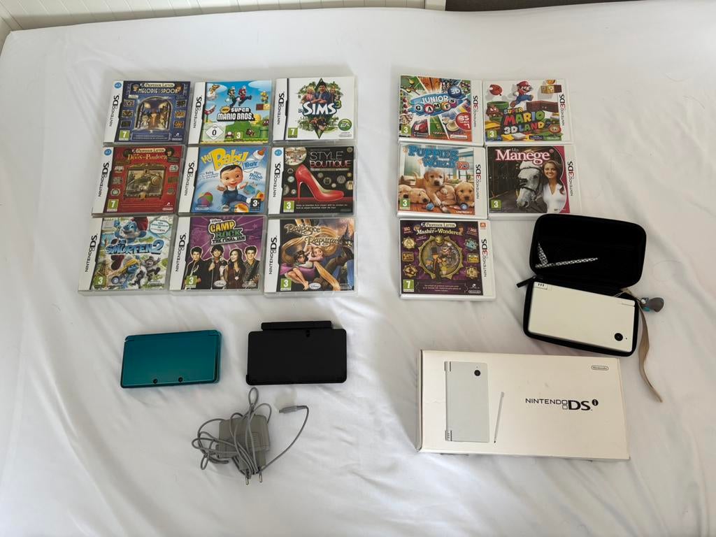 Nintendo 3DS + Nintendo DS + bijhorende spelletjes, Games en Spelcomputers, Spelcomputers | Nintendo 2DS en 3DS, Zo goed als nieuw