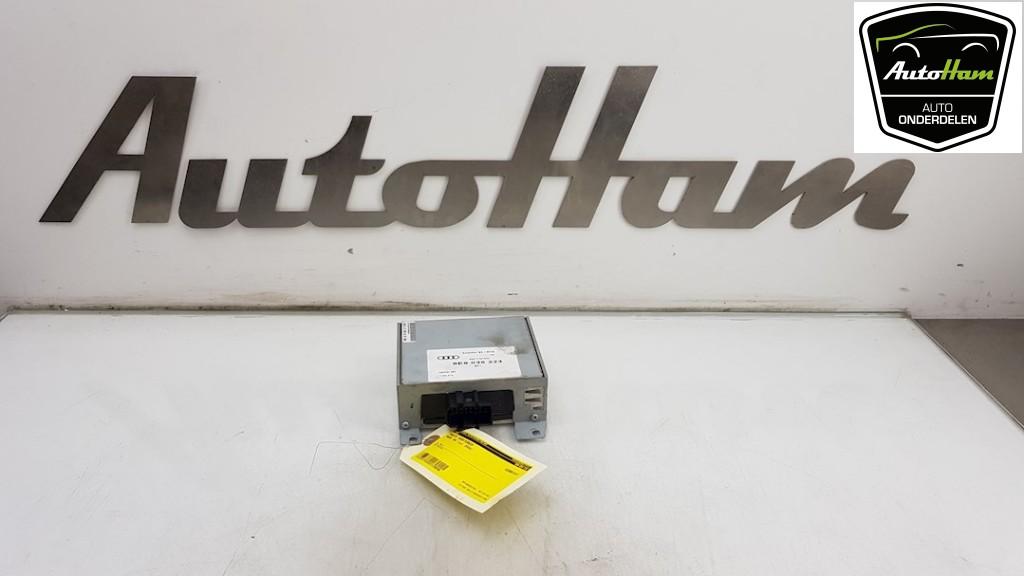 AUDIO VERSTERKER Audi A4 Avant (B6) (|8E9035223|), Gebruikt, Audi