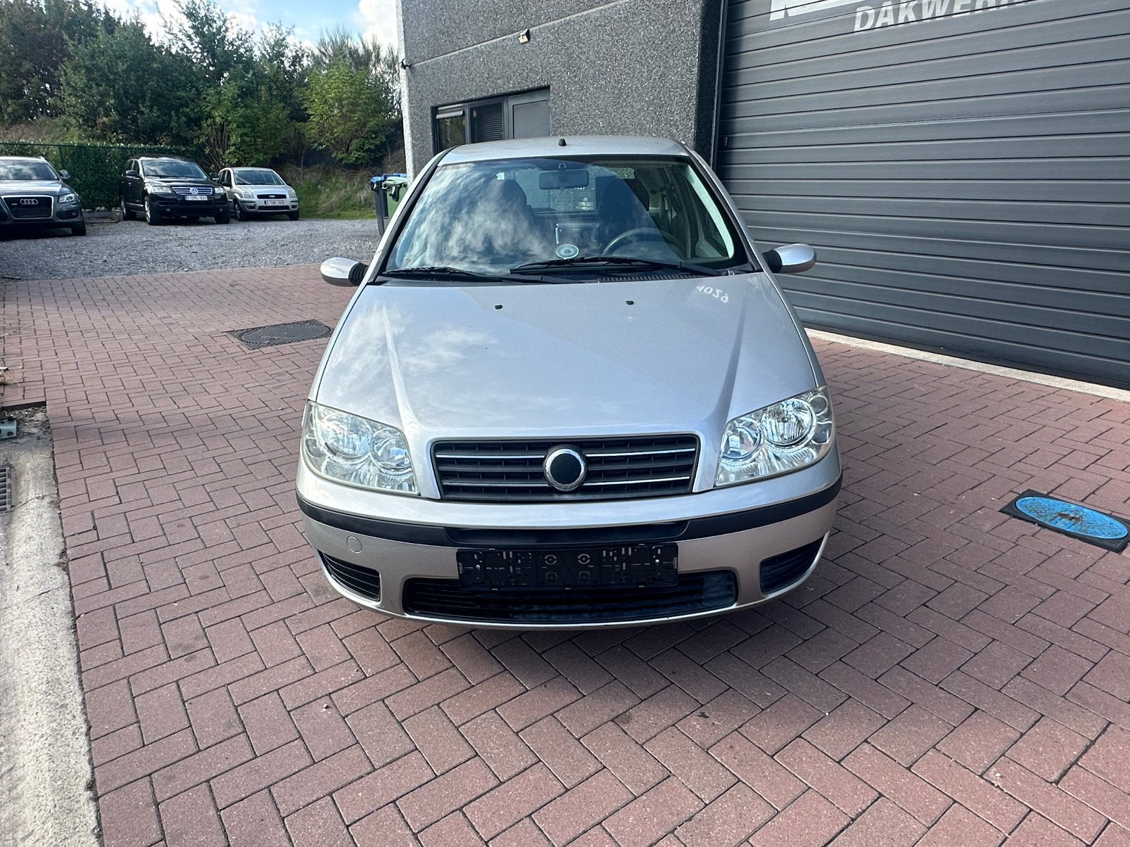 Fiat Punto 1.2 benzine €4 AUTOMAAT, GARANTIE, CarPlay, Auto's, Stof, 4 cilinders, USB, Bedrijf