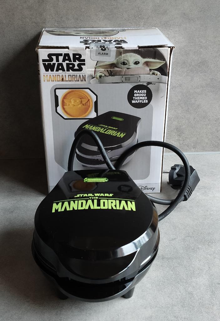 mini wafelijzer star wars the mandalorian grogu, Elektronische apparatuur, Wafelijzers, Ophalen of Verzenden, Zo goed als nieuw