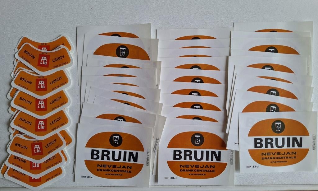 53x bieretiketten Bruin Nevejan Krombeke brouwerij Leroy, Verzamelen, Biermerken, Ophalen of Verzenden