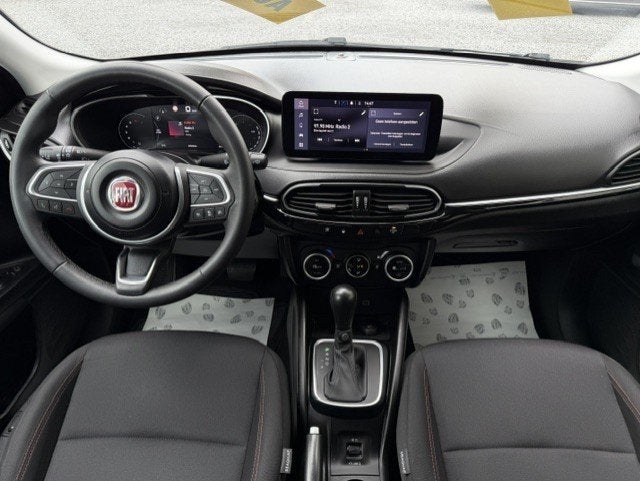 Fiat Tipo Cross 1.5 Hybrid 2022 RED EDITION 49000km AUTOMAAT, Achat, Euro 6, Entreprise, Garantie prolongée