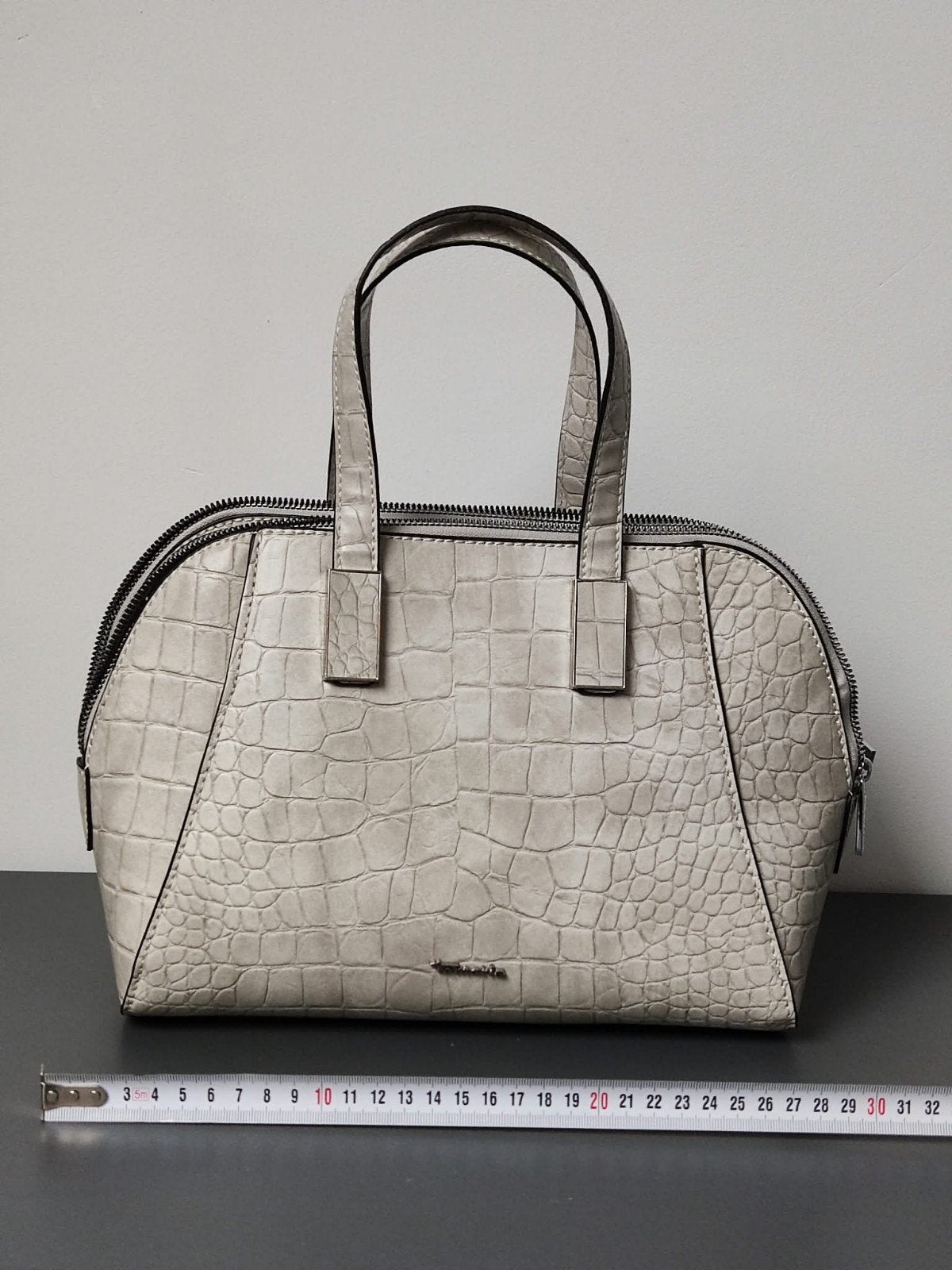 Sac à main/sac à bandoulière robuste - marque Tamaris, Enlèvement ou Envoi, Neuf, Gris, Sac à main