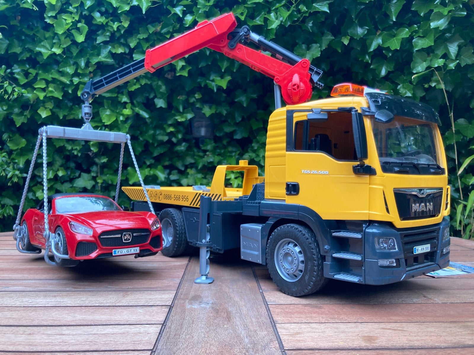 Bruder Scania 560R Takelwagen met Roadster, Ophalen, Gebruikt