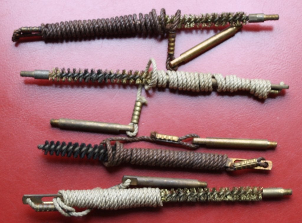 10 cordons de nettoyage avec brosse en cuivre pour armes, Collections, Enlèvement ou Envoi, Armée de terre, Autres types