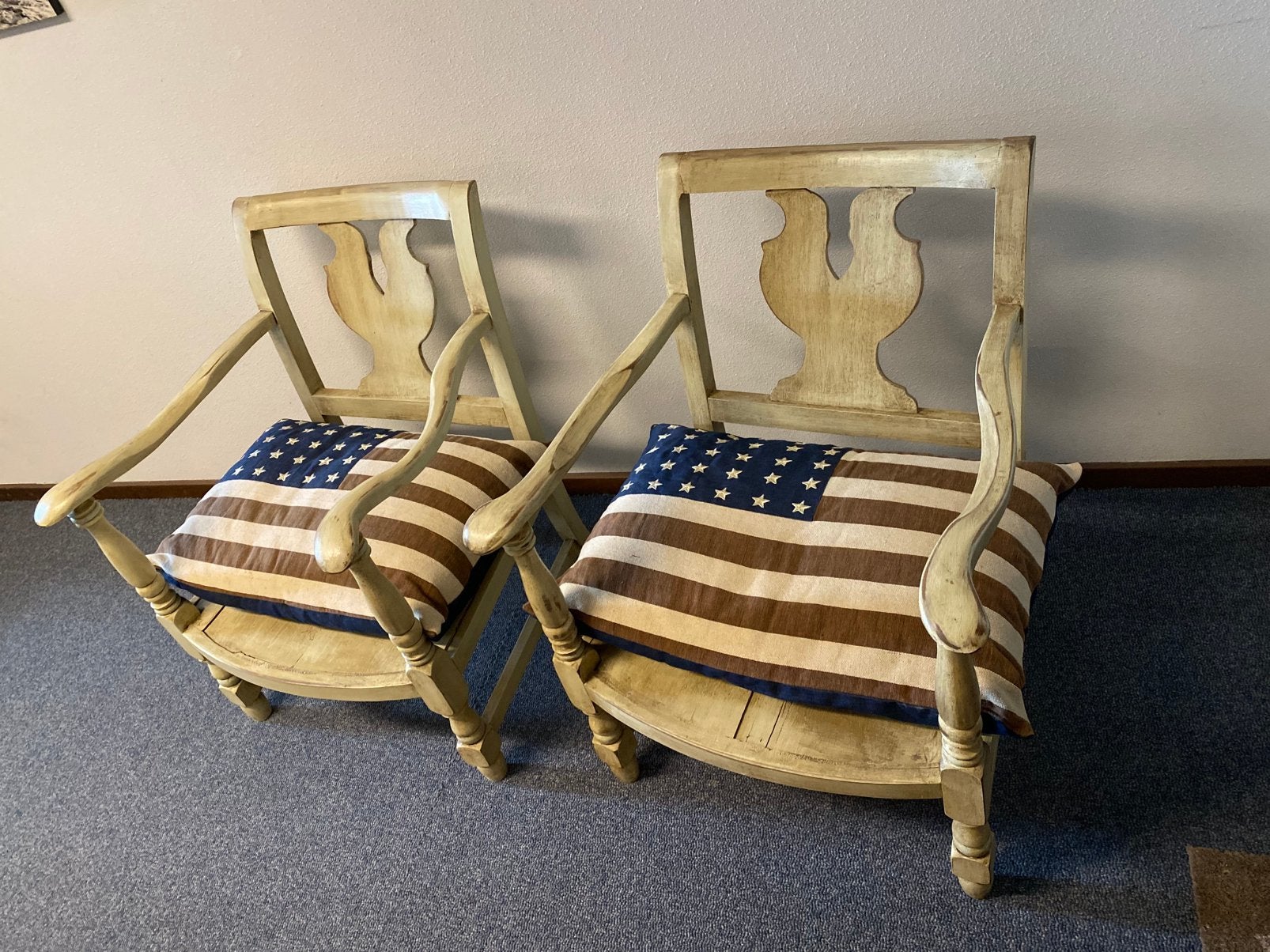 Ensemble de 2 chaises vintage avec coussins américains, Enlèvement, Comme neuf