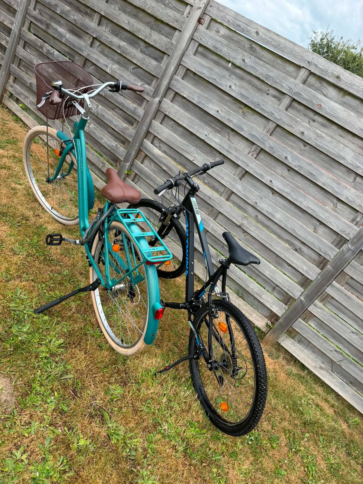 Fitsen, Fietsen en Brommers, Ophalen