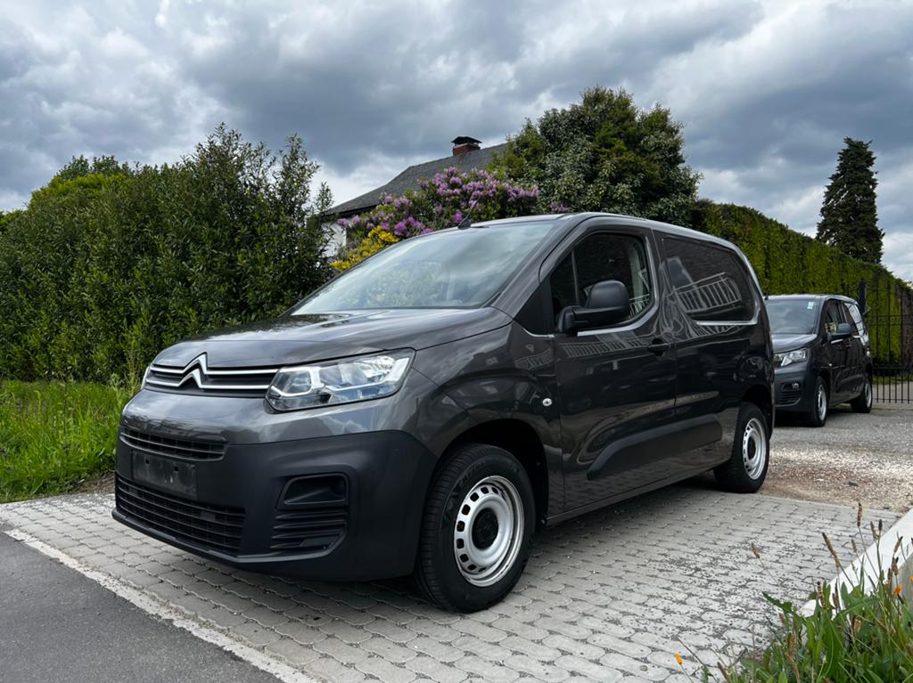Citroën Berlingo/2021/63814 km/1,5 HDI 76 CV/Homologué, Argent ou Gris, Achat, Euro 6, Entreprise