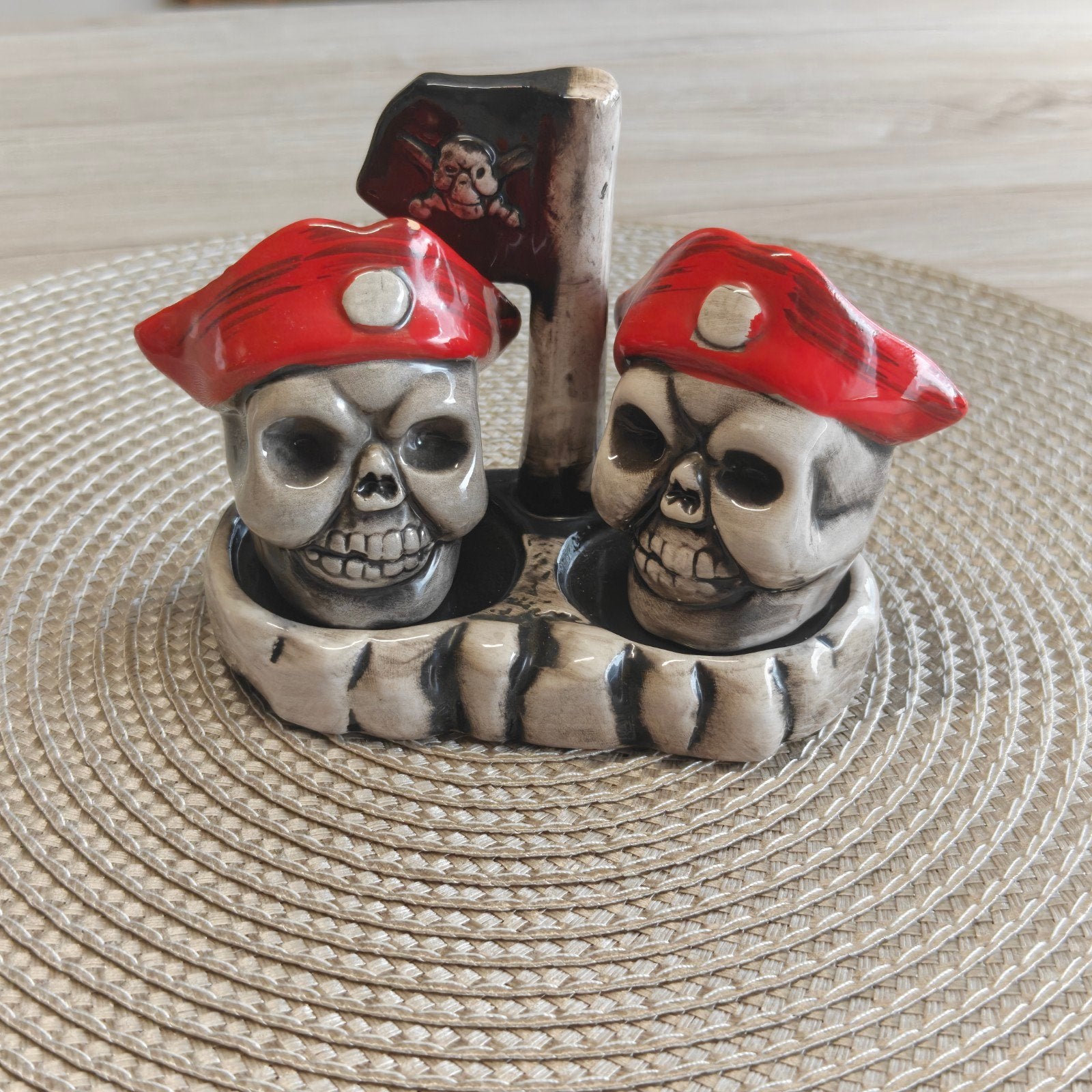 Peper en zoutstel - Doodskop piraten, Verzenden, Gebruikt