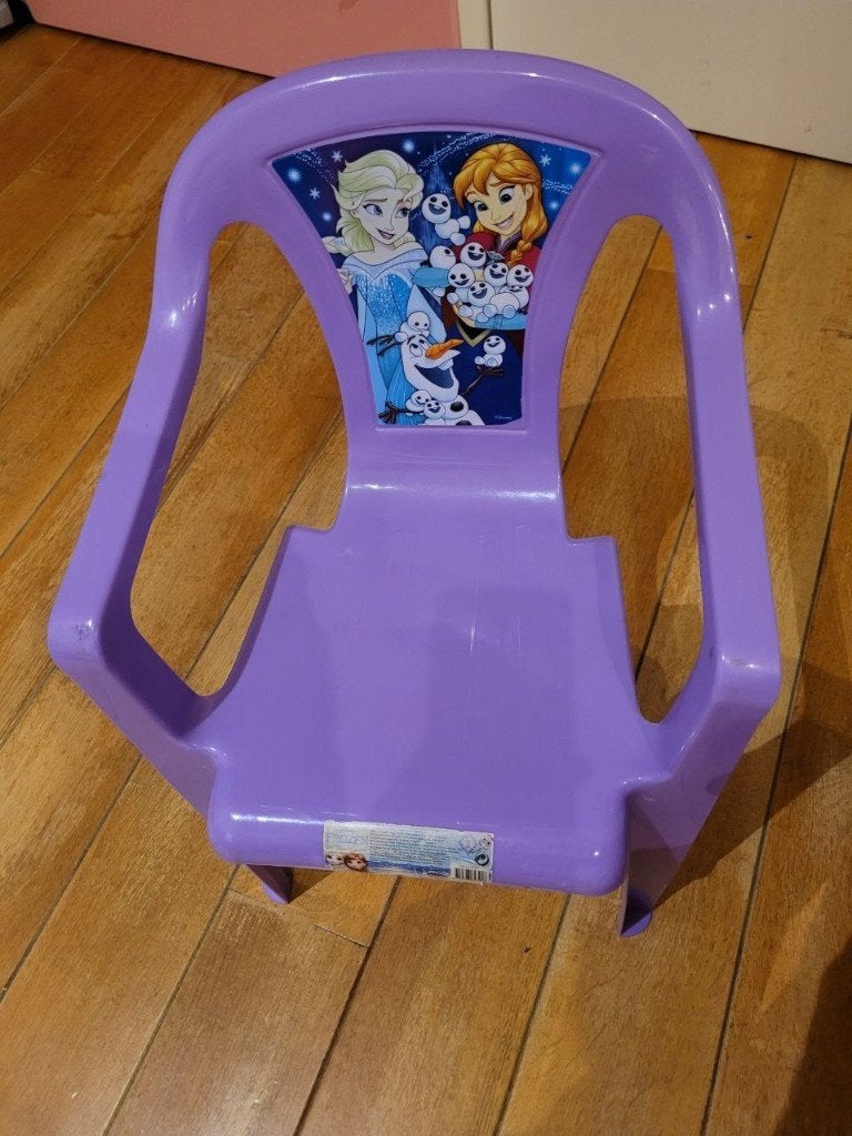 Chaise bébé Frozen, Enlèvement, Comme neuf, Table(s) et Chaise(s)