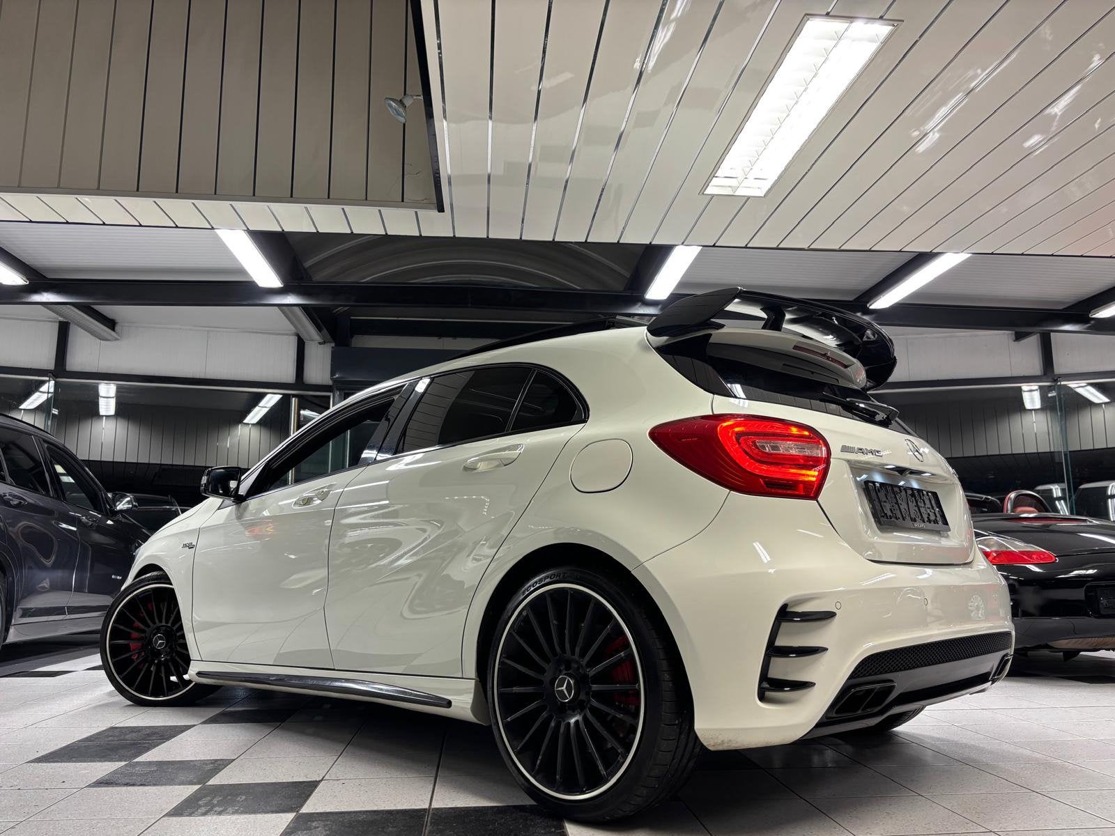 Mercedes-Benz A45 AMG Aero Pack Pano Full 365 CV, Autos, Mercedes-Benz, Achat, Euro 6, Entreprise, Feux de virage