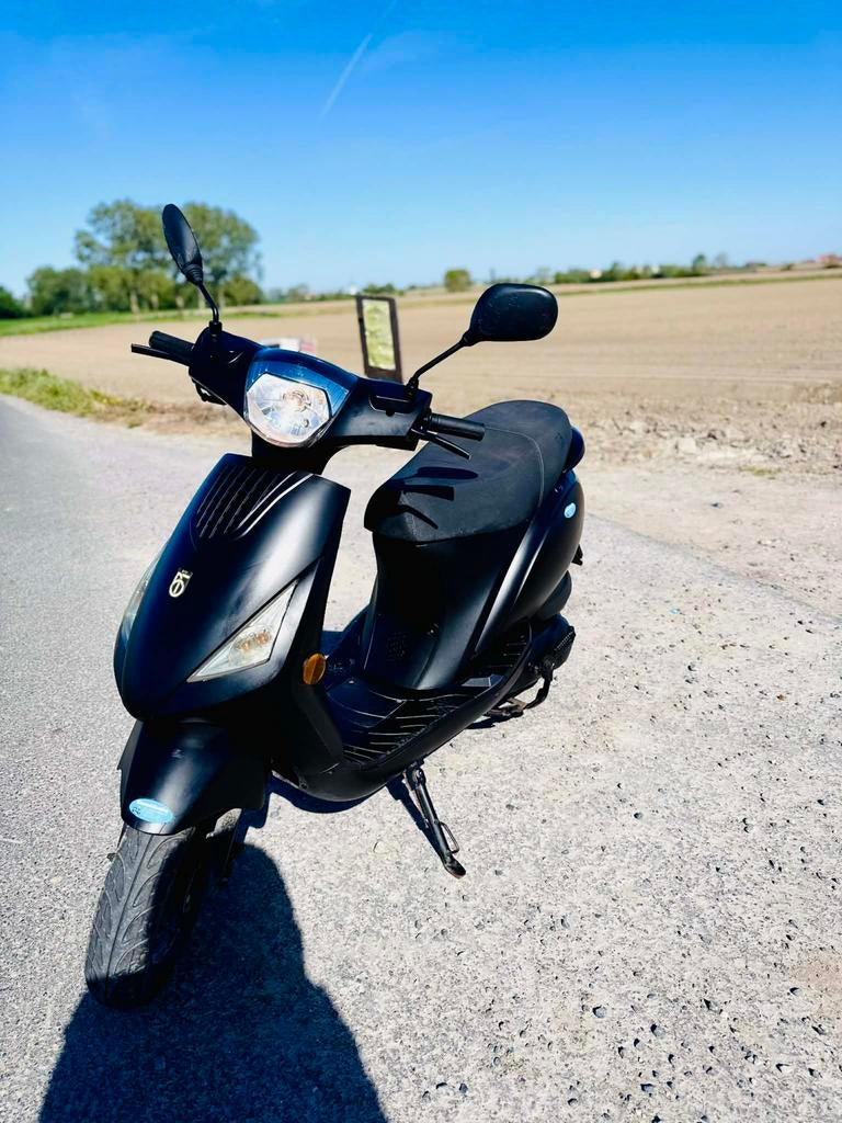 Brommer a klasse 2021 bouwjaar, Enlèvement ou Envoi, 49 cm³, Utilisé, Classe A (25 km/h)