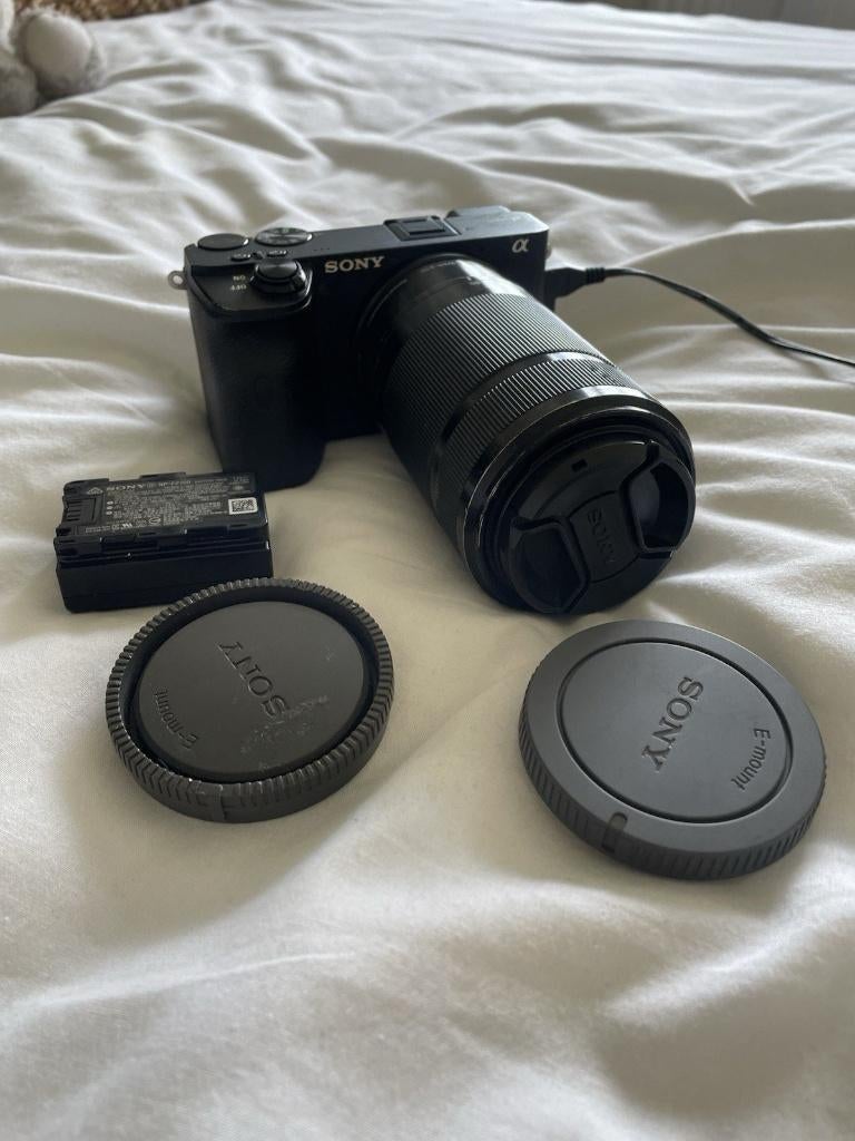 Kit objectif Sony A6600 + 55-210 mm (2 batteries Sony), TV, Hi-fi & Vidéo, Appareils photo numériques, Enlèvement ou Envoi, Comme neuf