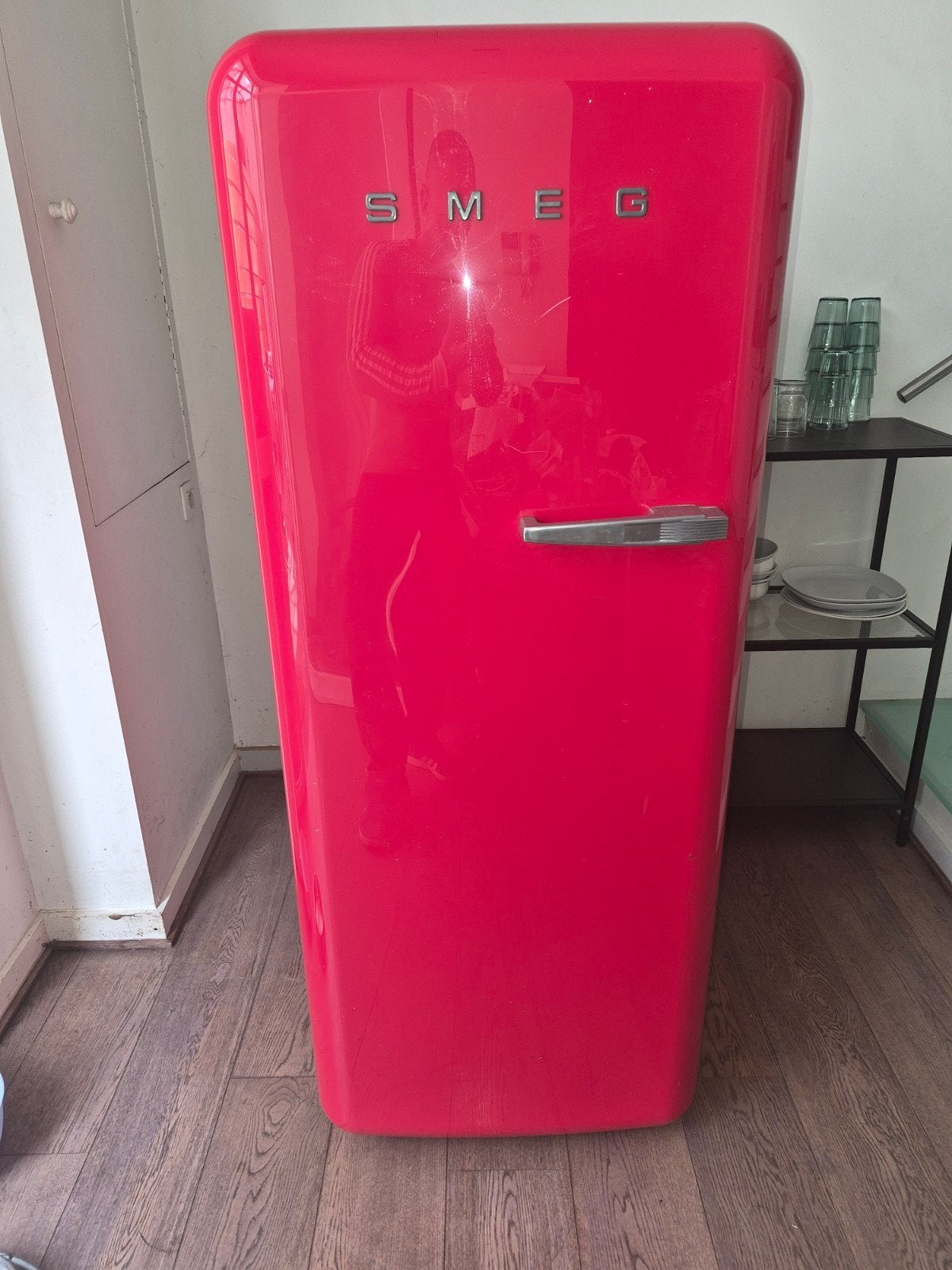 smeg tres bon  etat .., Avec compartiment congélateur, Comme neuf, 60 cm ou plus, Enlèvement