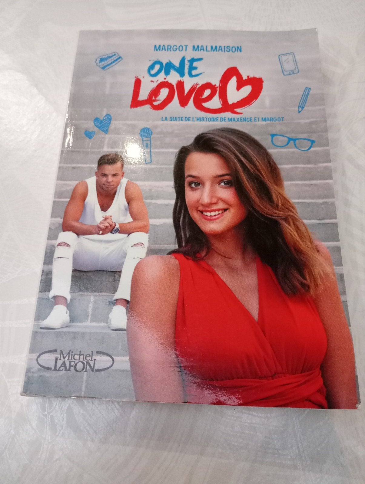 Livre One love neuf, Livres, Enlèvement ou Envoi