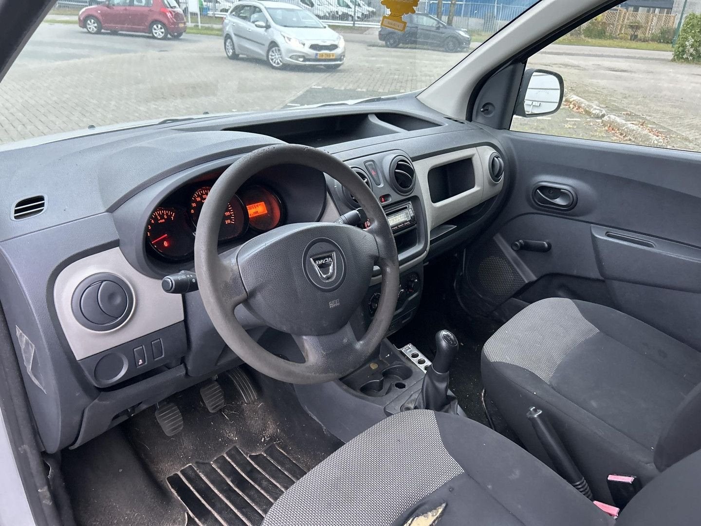 Dacia Dokker 1.5 dCi 75 Basic | € 2.650,- NETTO! | Kasteninb, Autos, ABS, Achat, Entreprise, Boîte manuelle