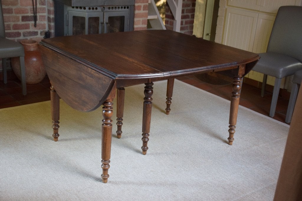 Antieke verlengbare tafel, Ophalen