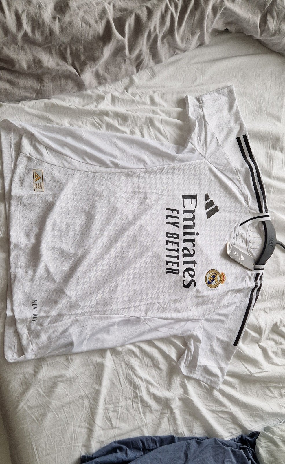 Maillot Real Madrid version joueur, Sports & Fitness, Taille L, Enlèvement ou Envoi, Neuf, Maillot