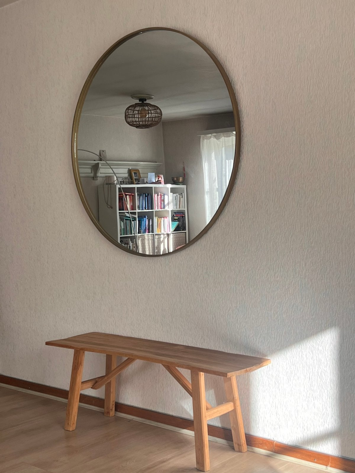 Grote ronde wandspiegel Ø 150 cm – Goudkleurige rand, Ophalen, Zo goed als nieuw, Rond