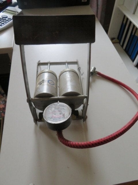 bandenblazer voor auto of fiets, Ophalen of Verzenden, Drukmeter, Zo goed als nieuw
